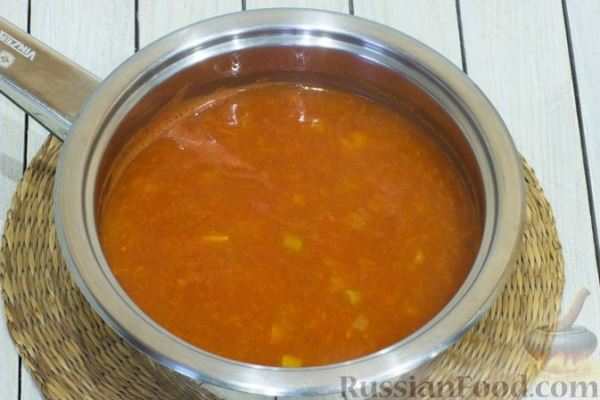 Тыквенный суп с фасолью и сельдереем