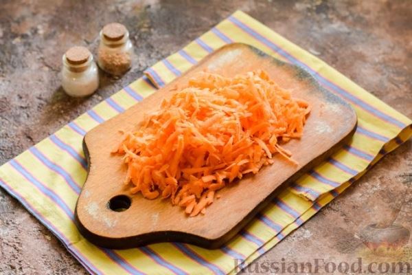 Салат с крабовыми палочками, плавленым сыром и морковью